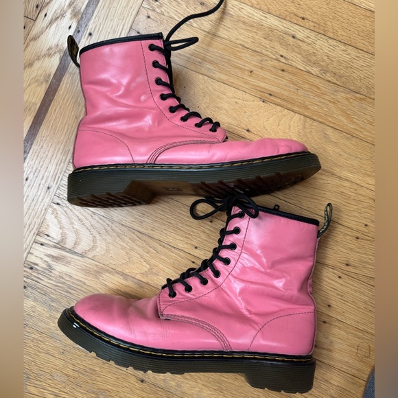 🌸 RARE Dr. Martens 1460 Pink Leather Lace-Up Boots 🌸 - Picture 4 of 8